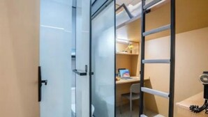 Enkeltrom, 1 enkeltseng, privat bad | Wi-fi (inkludert)