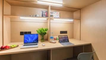 Double Room, 1 Double Bed, Private Bathroom | WiFi (free)