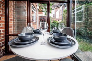 Casa, vistas a la ciudad | Comedor