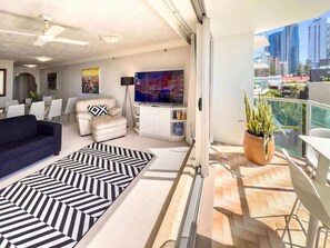 Télévision, espaces bureaux