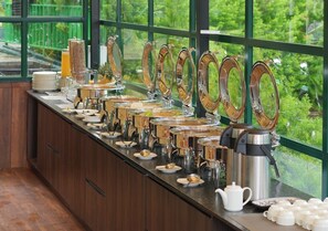 Free daily local cuisine breakfast