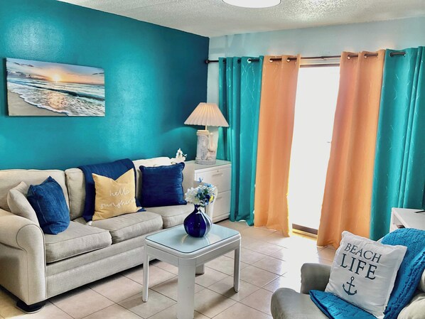 Smart TV, offices - Blue Bliss Beachfront SEAWALL Condo-FREE WIFI & HEATED POOL (Galveston)