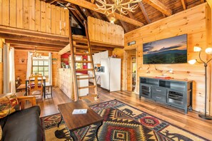 Fernseher, Kamin, Arbeitsbereiche