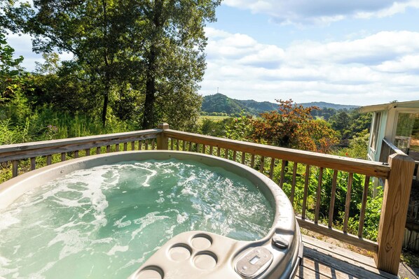 Outdoor spa tub - Hilltop Farmhouse - Hot Tub, Views & Fire Pit! (Sevierville)