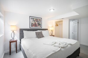 3 habitaciones, cuna de viaje, wifi y ropa de cama 