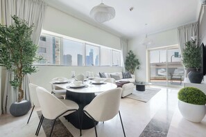 شقة | 2 عدّة غرف نوم وخدمة الإنترنت