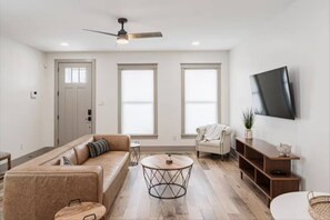 Living area - Furnished gem in New Orleans (New Orleans)