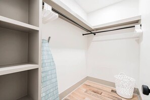 Interior - Furnished gem in New Orleans (New Orleans)