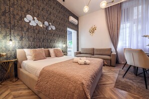 1 bedroom, iron/ironing board, WiFi