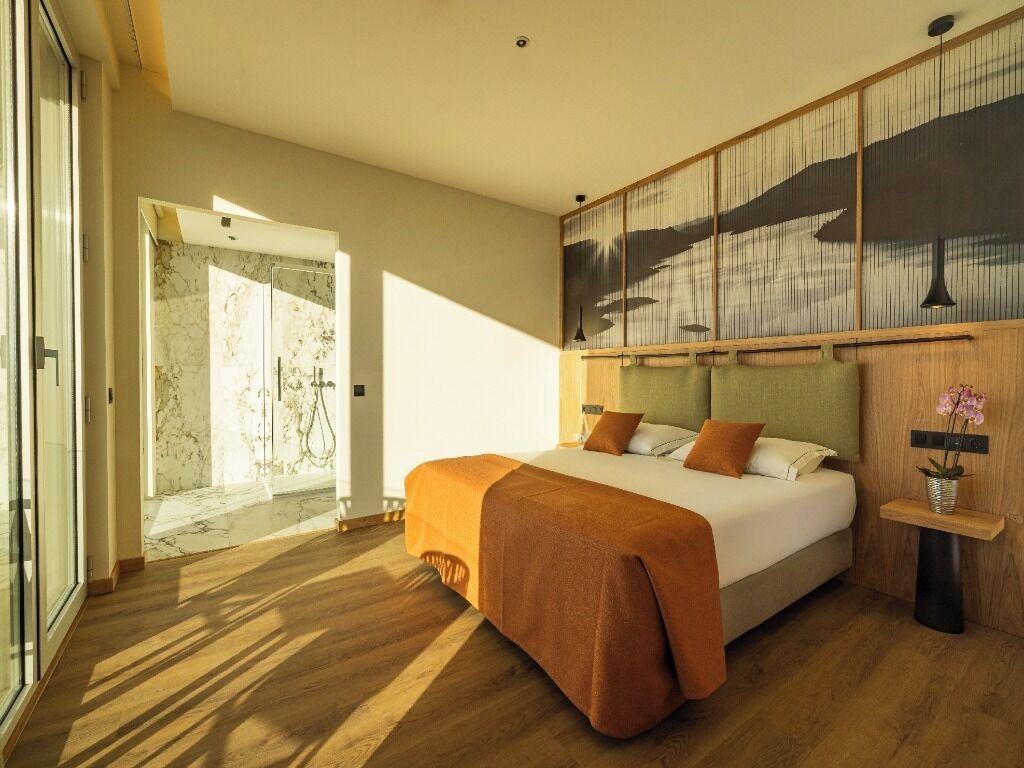 Suite Junior | Minibar, coffres-forts dans les chambres, Wi-Fi gratuit, draps fournis