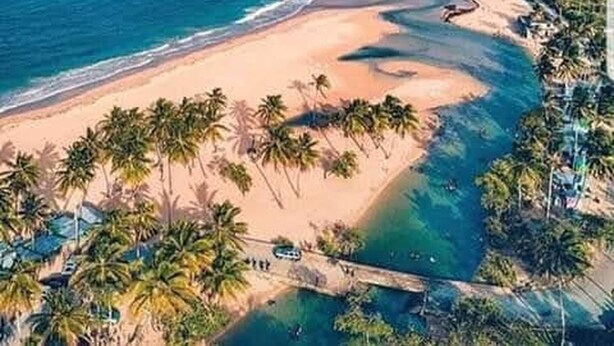 Biệt thự, 6 phòng ngủ, hút thuốc, hồ bơi riêng | Bãi biển
