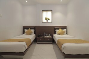 Deluxe Twin Room | Free WiFi - Hotel Rexton Inn (Mumbai)