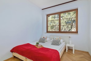 2 bedrooms, iron/ironing board, travel crib, WiFi
