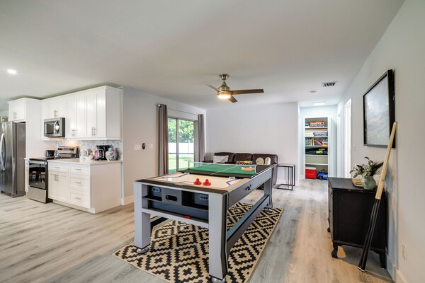 Game, Shop & Beach-hop: Family Home In Cape Coral - Sanibel Island, FL