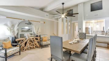 Huoneisto (3 Bedrooms) | Sisätilat