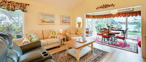 Apartment (2 Bedrooms) | Front of property