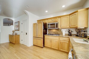 House (3 Bedrooms) | Interior - Hike, Bike & Relax: Walkable Home in West Sedona! (Sedona)