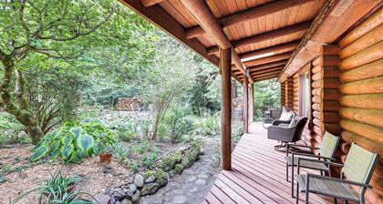 Lake Margaret Access: Boho Log Cabin w/ Backyard