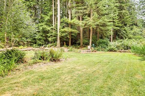 House (2 Bedrooms) | Interior - Lake Margaret Access: Boho Log Cabin w/ Backyard (Duvall)