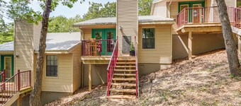 Walk to Table Rock Lake: Updated Cabin w/ Deck!