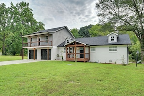 House (3 Bedrooms) | Interior - 5 Mi to Lake Thom-a-lex: Family-friendly Retreat (Winston-Salem)