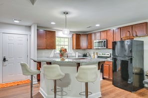 House (3 Bedrooms) | Interior