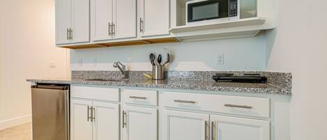 Apartment (1 Bedroom) | Interior