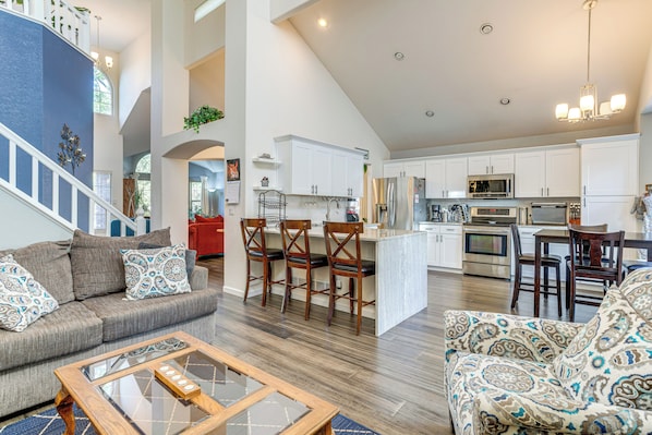 House (4 Bedrooms) | Interior