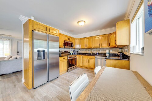 Great for Snowbirds! Pompano Beach Home w/ Patio