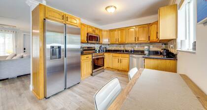 Great for Snowbirds! Pompano Beach Home w/ Patio