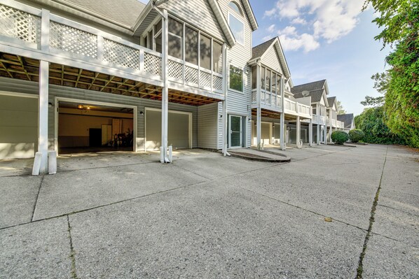 Apartment (1 Bedroom) | Interior