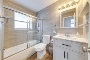 House (3 Bedrooms) | Interior - 4 Mi to Ocean: Family Getaway in Pompano Beach! (Pompano Beach)