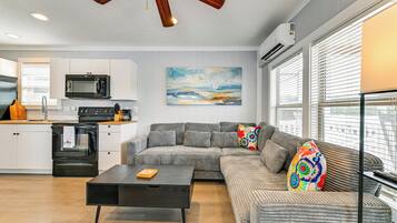 Casa (2 Bedrooms) | Interior