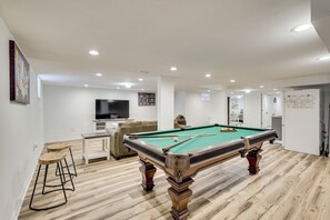 House (5 Bedrooms) | Interior - Group Getaway w/ Fenced Yard & Pool Table in Wrens (Wrens)