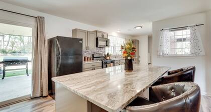 Group Getaway w/ Fenced Yard & Pool Table in Wrens