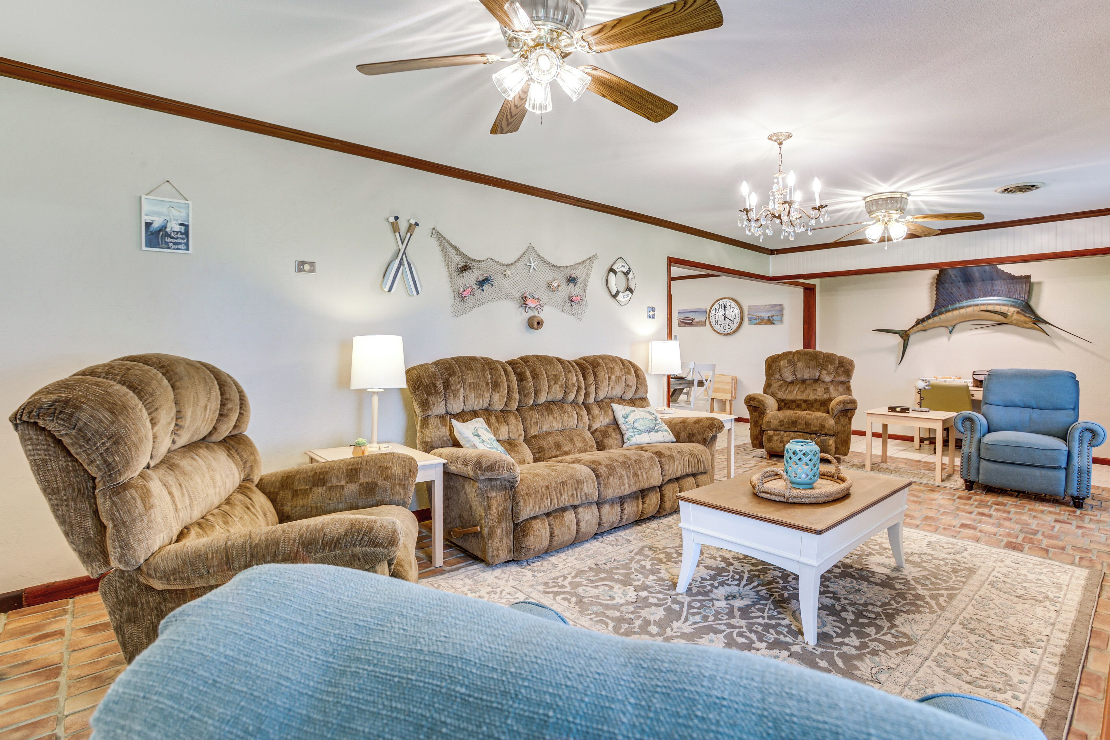 House (4 Bedrooms) | Interior