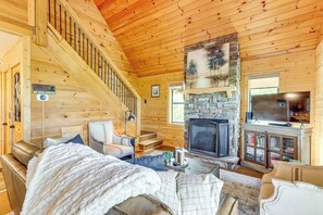 House (2 Bedrooms) | Interior