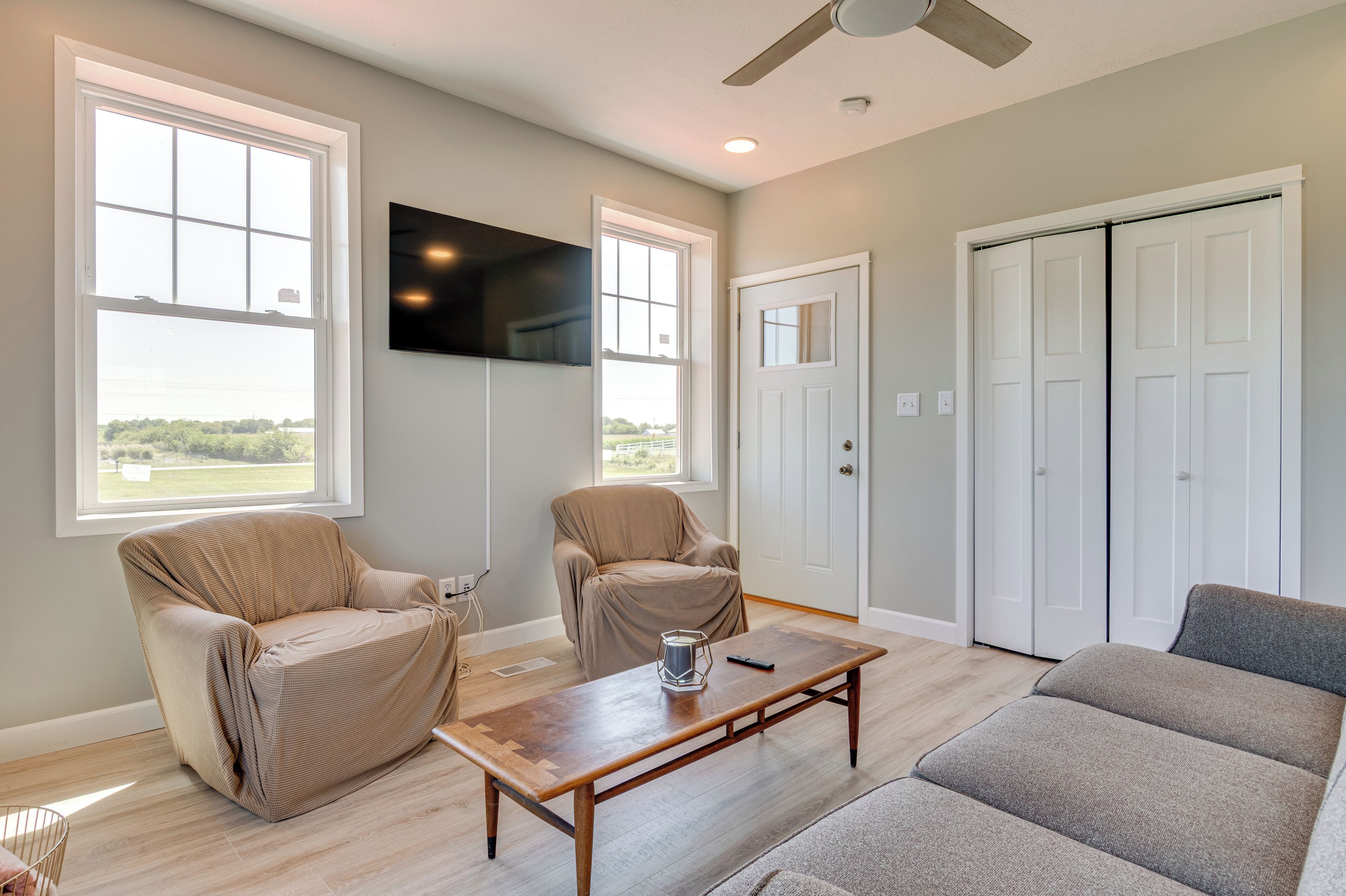 House (3 Bedrooms) | Interior