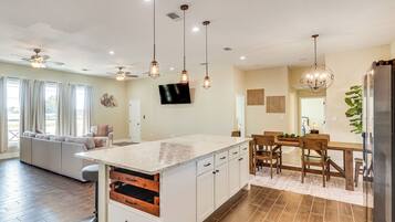 Rumah (4 Bedrooms) | Interior