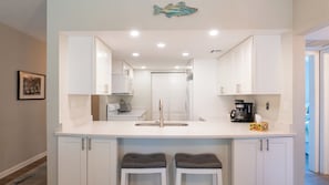 Oven, coffee/tea maker, cookware/dishes/utensils