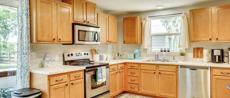 House (2 Bedrooms) | Interior