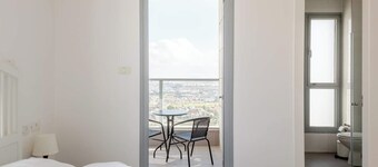 Luxury 3BR APT 33 Floor See View Tower