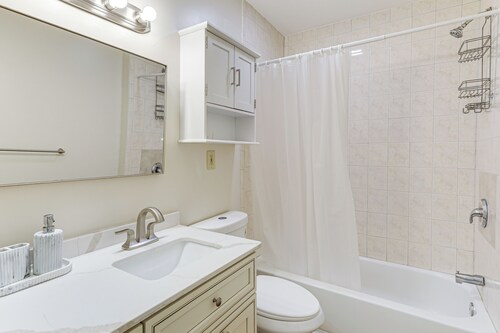 Westerly Apt Steps From Downtown + Beaches Nearby