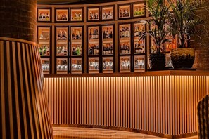 Bar (in der Unterkunft)