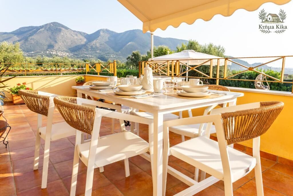 Villa | 4 bedrooms, Internet