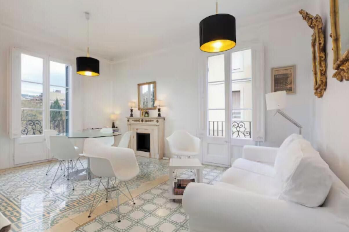 智能電視、書籍