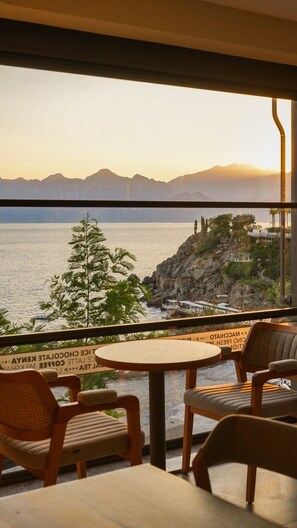 Cafe