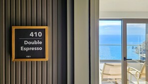 Luxury Suite, Sea View | Free WiFi