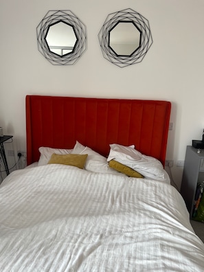 1 habitación, wifi gratis y ropa de cama