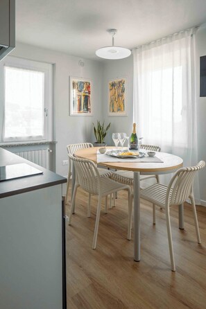 Deluxe Apartment | Living area